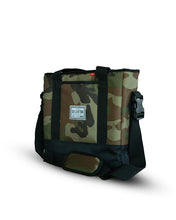 Load image into Gallery viewer, Selektor Messenger Bag x 30 LP 12" Camo