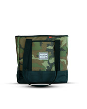 Load image into Gallery viewer, Selektor Classic Bag x 30 LP 12&quot; Camo and Black
